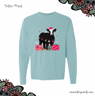 Christmas Present Steer LONG SLEEVE T-Shirt (S-3XL) - Multiple Colors!